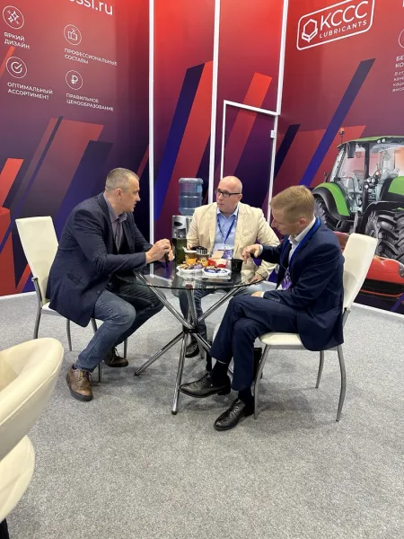 Новости KCCC Лубрикантс. «MIMS Automobility 2026». Изображение 2 из 4